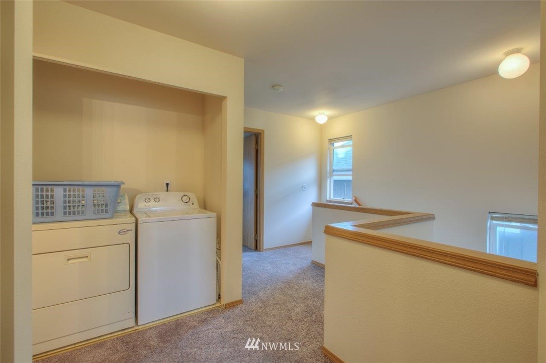 2432 Northeast 13th Street Renton, WA 98056 - Photo 11 of 20 Gallery Image 11