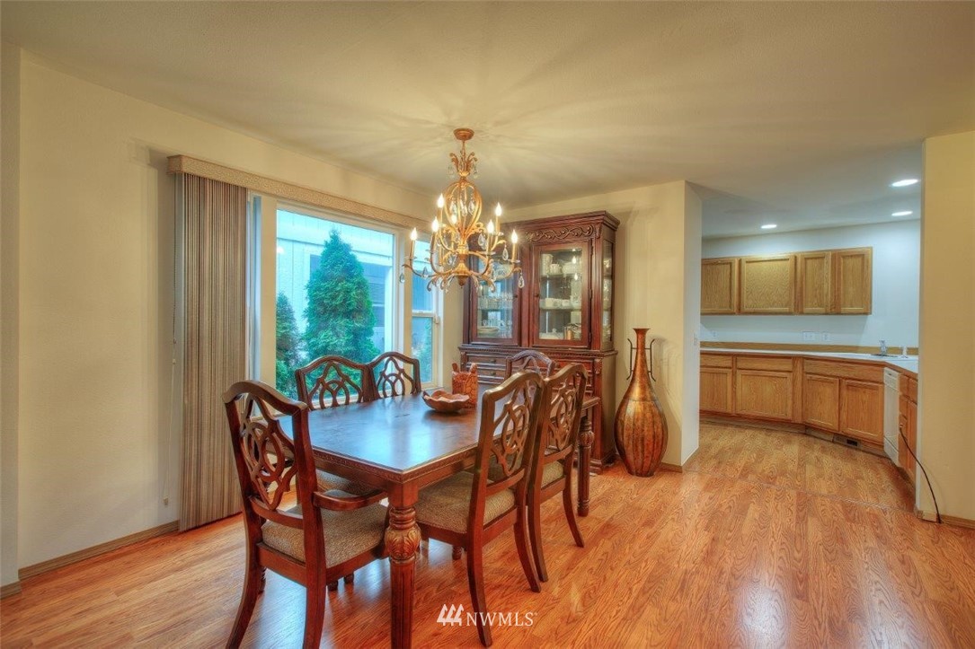 2432 Northeast 13th Street Renton, WA 98056 - Photo 7 of 20 Gallery Image 7