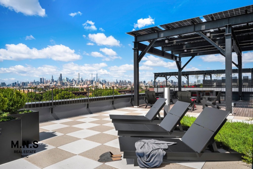 22-54 46th Street, Unit 504 Queens, NY 11105 - Photo 22 of 40