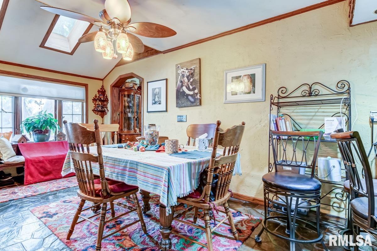 9779 Ackerman Road Waverly, IL 62692 - Photo 16 of 53