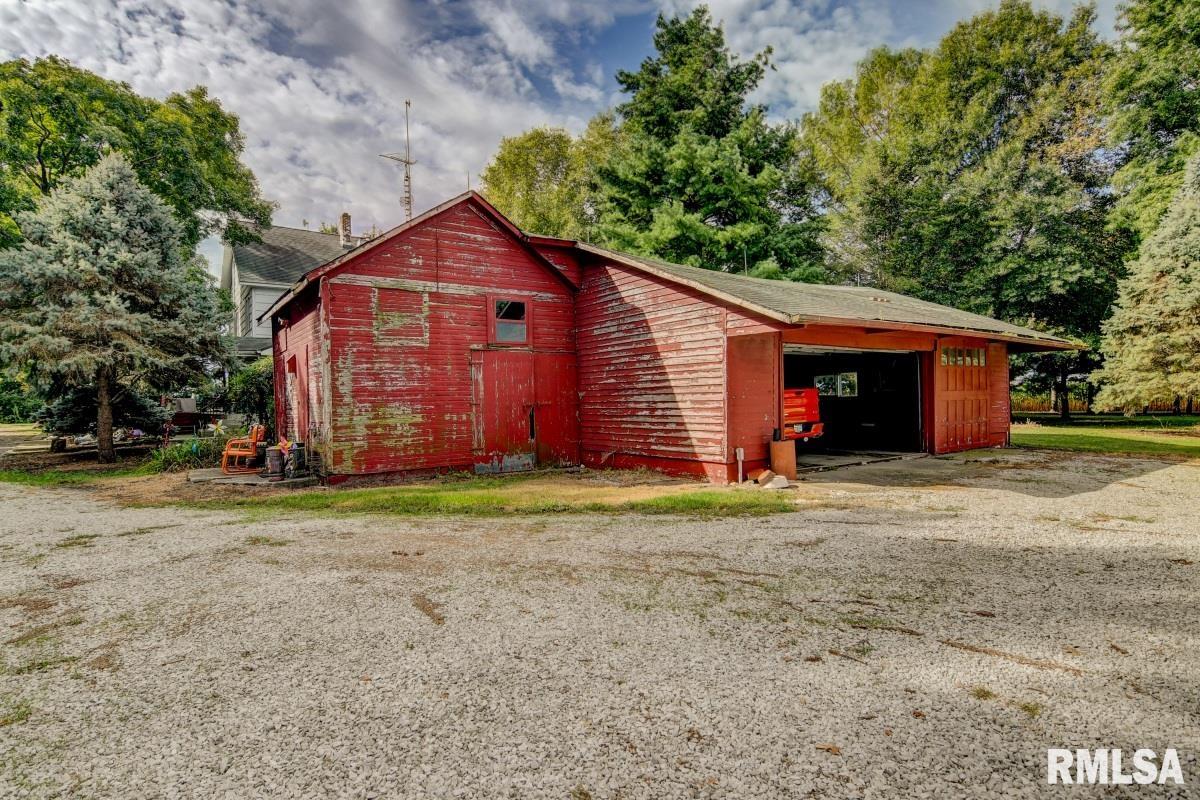 9779 Ackerman Road Waverly, IL 62692 - Photo 40 of 53