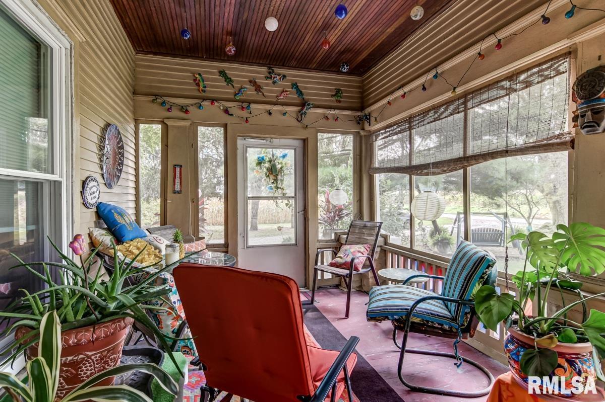 9779 Ackerman Road Waverly, IL 62692 - Photo 8 of 53