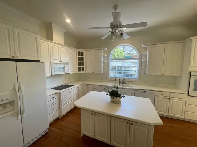 $525,000 | 813 Greenbrier Lane, Tallahassee, FL 32308