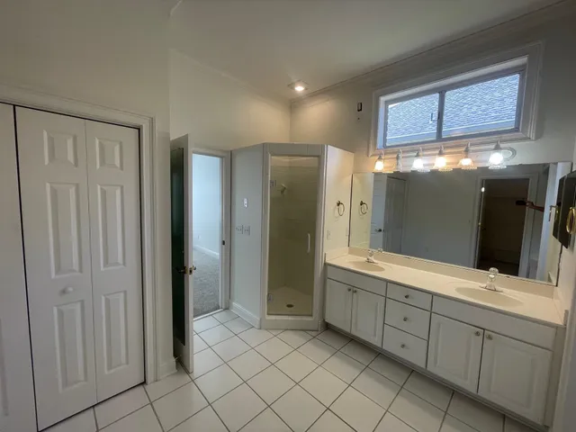 $525,000 | 813 Greenbrier Lane, Tallahassee, FL 32308