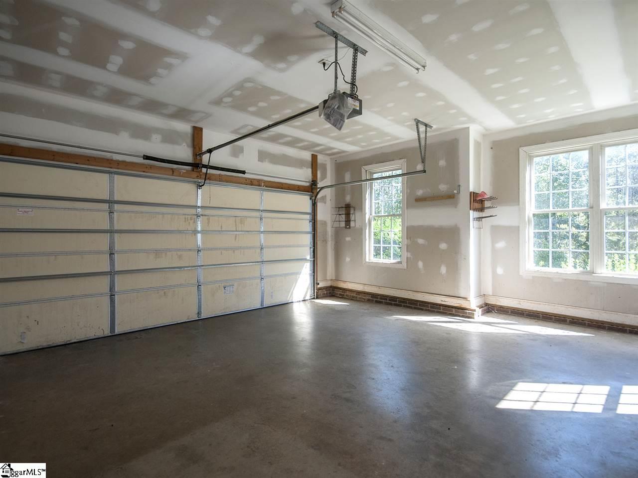 1127 Hamlin Road Easley, SC 29642 - Photo 32 of 33 Gallery Image 32