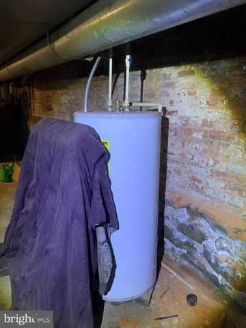 $134,700 | 2031 North 4th Street, Harrisburg, PA 17102