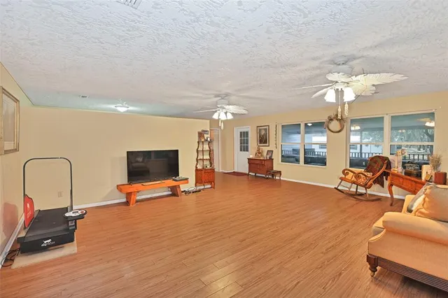 $599,999 | 11064 Northeast 212th Lane, Fort McCoy, FL 32134