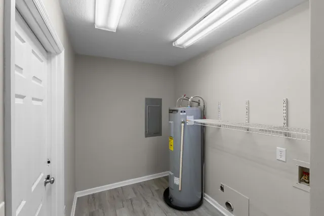 $324,500 | 110 Oakwood Circle, Dickson, TN 37055