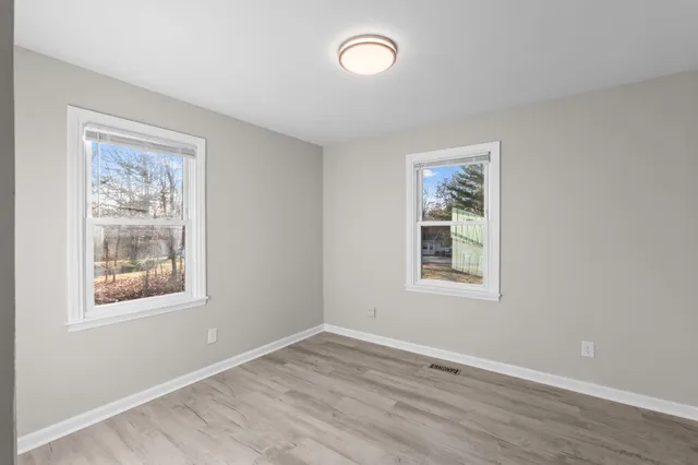 $324,500 | 110 Oakwood Circle, Dickson, TN 37055