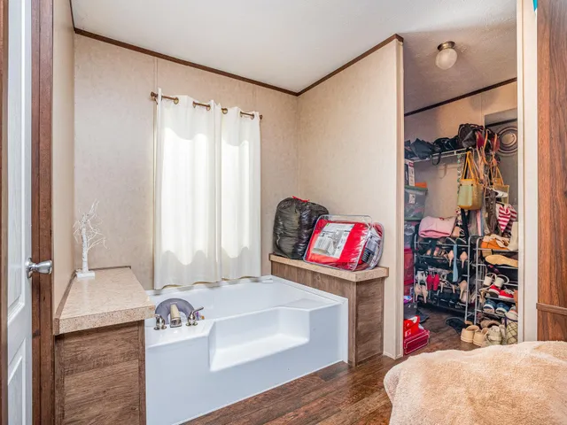 $285,000 | 225 Cannon Ball Run, Campobello, SC 29322