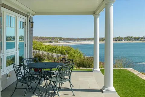 $8,250,000 | 737 Boston Neck Road, Narragansett, RI 02882