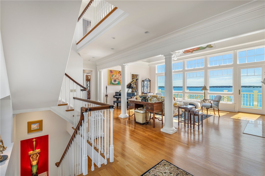 737 Boston Neck Road Narragansett, RI 02882 - Photo 14 of 50
