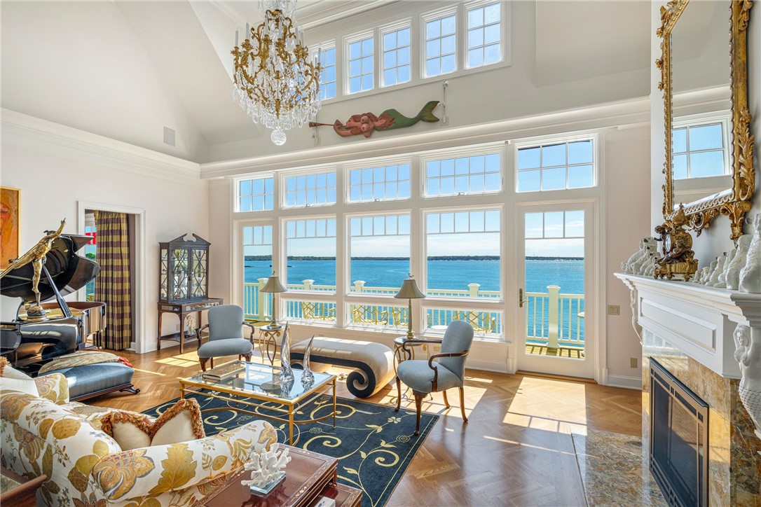 737 Boston Neck Road Narragansett, RI 02882 - Photo 15 of 50