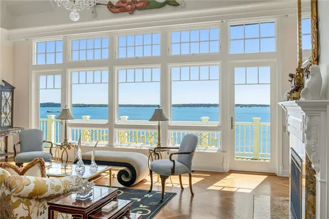 $8,250,000 | 737 Boston Neck Road, Narragansett, RI 02882