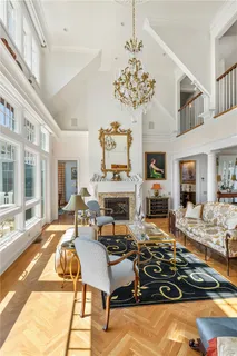 $8,250,000 | 737 Boston Neck Road, Narragansett, RI 02882