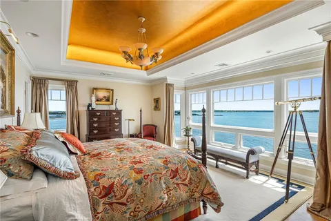 $8,250,000 | 737 Boston Neck Road, Narragansett, RI 02882