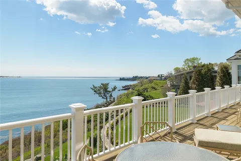 $8,250,000 | 737 Boston Neck Road, Narragansett, RI 02882