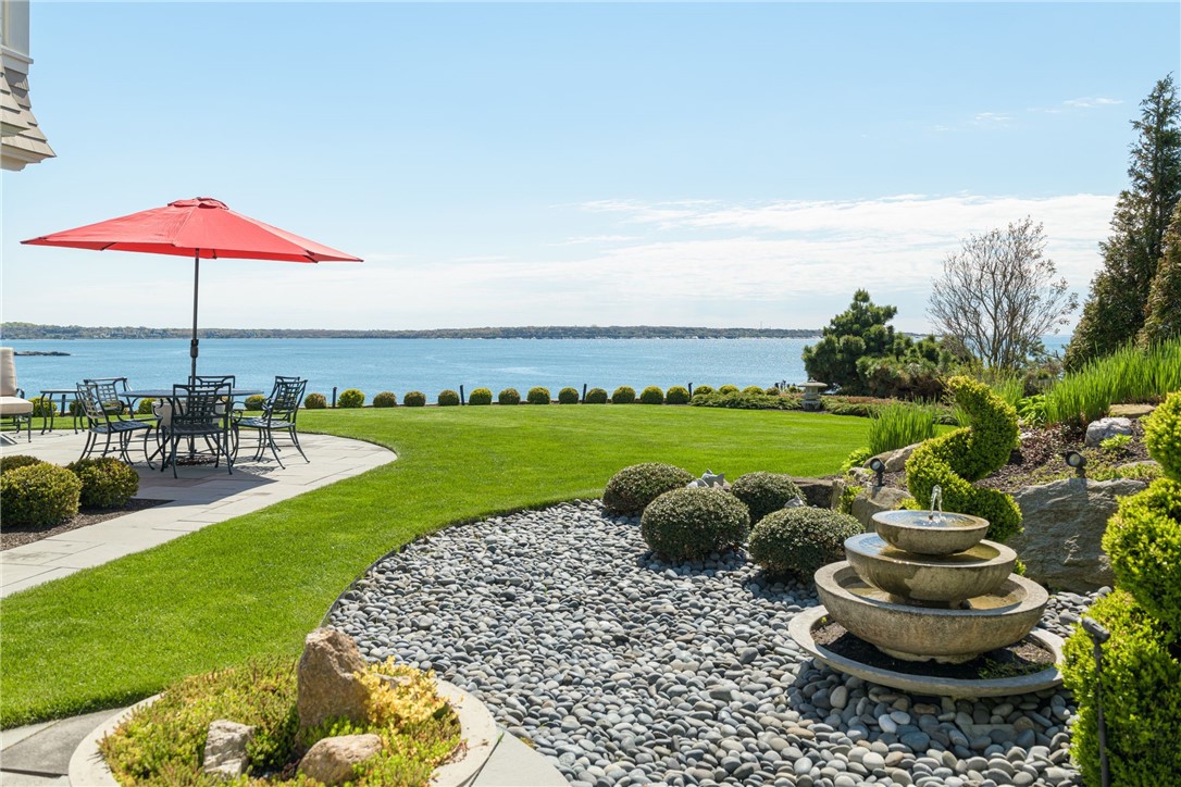 737 Boston Neck Road Narragansett, RI 02882 - Photo 10 of 50