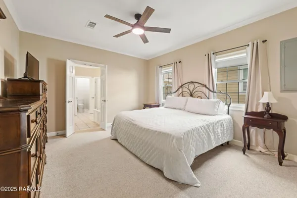 $425,000 | 302 Riverside Drive, Berwick, LA 70342