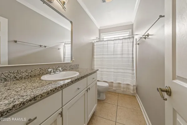 $425,000 | 302 Riverside Drive, Berwick, LA 70342