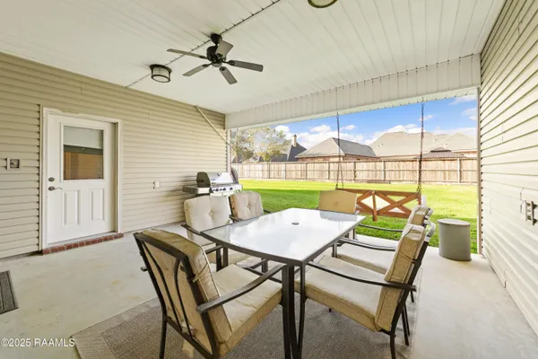 $425,000 | 302 Riverside Drive, Berwick, LA 70342