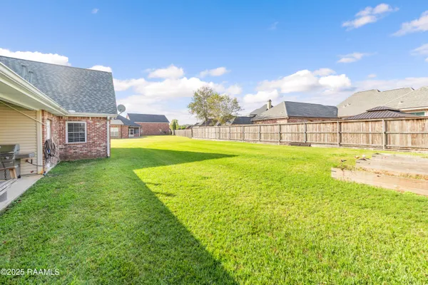 $425,000 | 302 Riverside Drive, Berwick, LA 70342