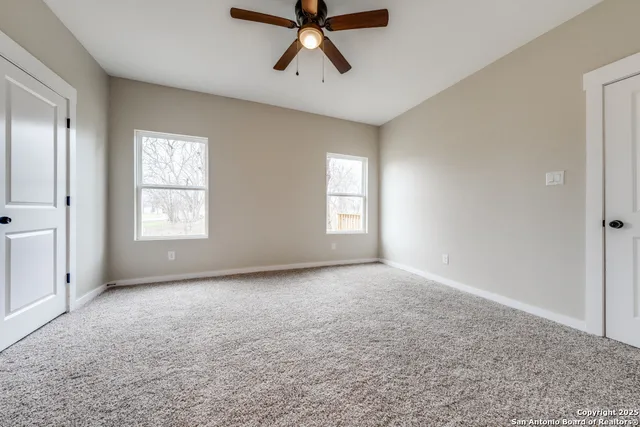 a view of empty room with window