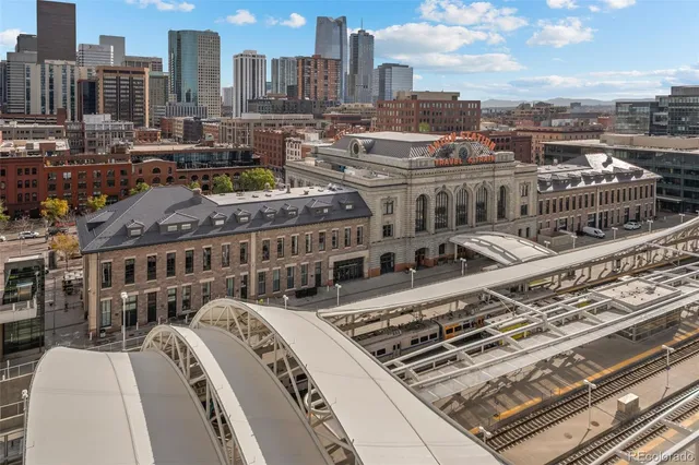 a picture of city view