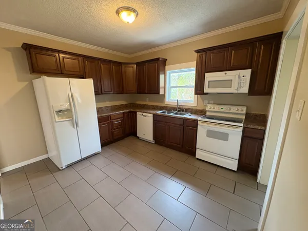 $1,300 | 10 Kirkwood Street Northeast, Rome, GA 30161