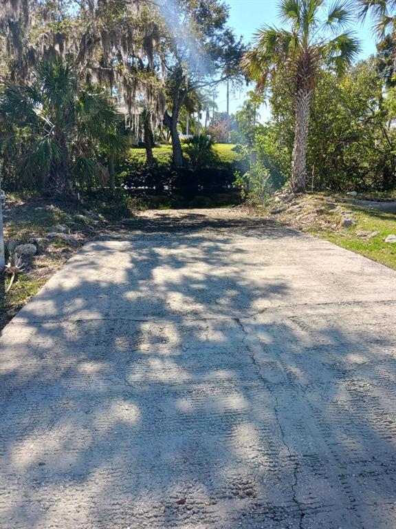 5353 Tropical Woods Court Port Richey, FL 34668 - Photo 4 of 6