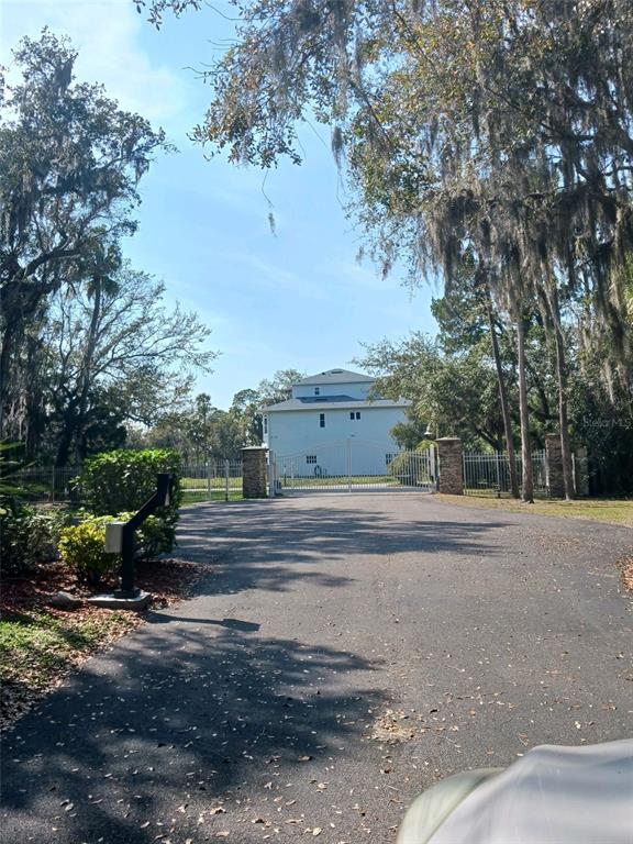 5353 Tropical Woods Court Port Richey, FL 34668 - Photo 5 of 6