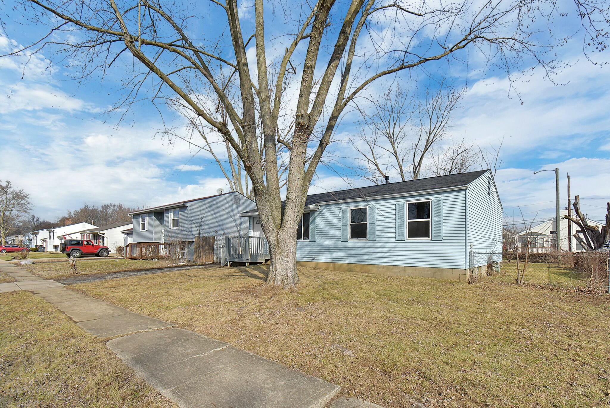 3322 Fontaine Road Columbus, OH 43232 - Photo 5 of 39 3322 Fontaine Road, Columbus, OH 43232