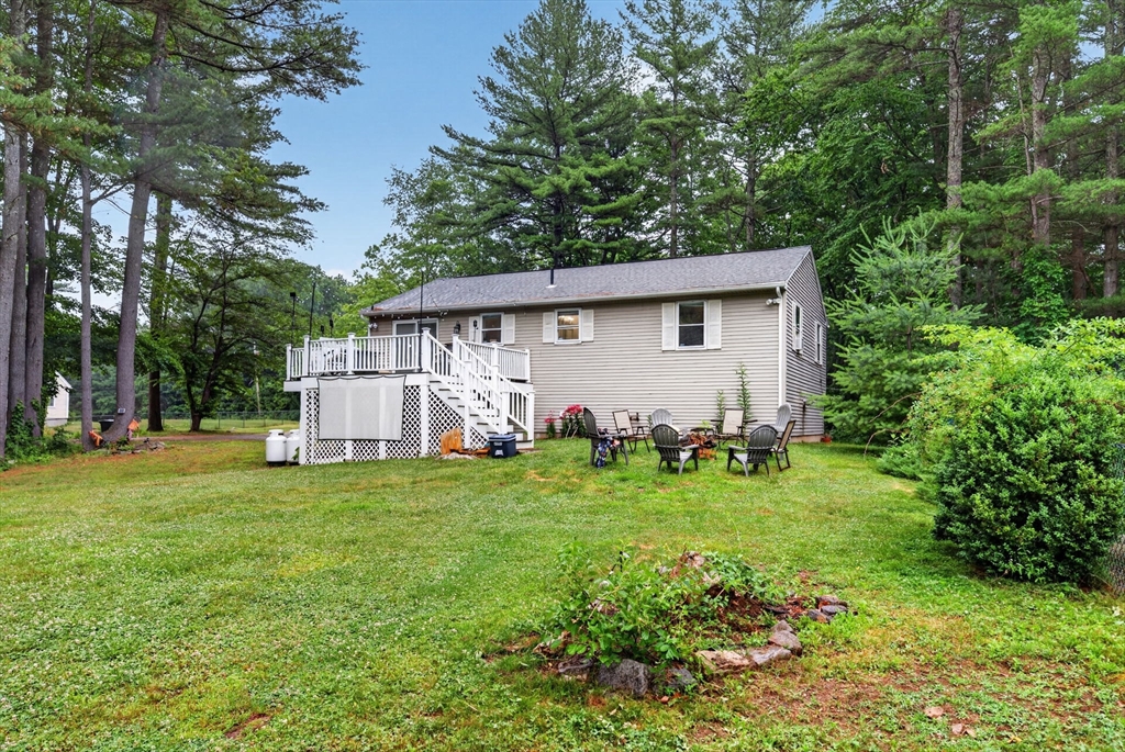 112 Bond Road Charlton, MA 01507 - Photo 4 of 40