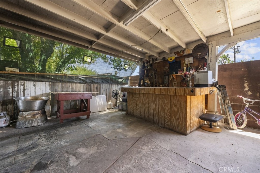 3255 East Avenue R, Unit 34 Palmdale, CA 93550 - Photo 24 of 32 a view of a patio