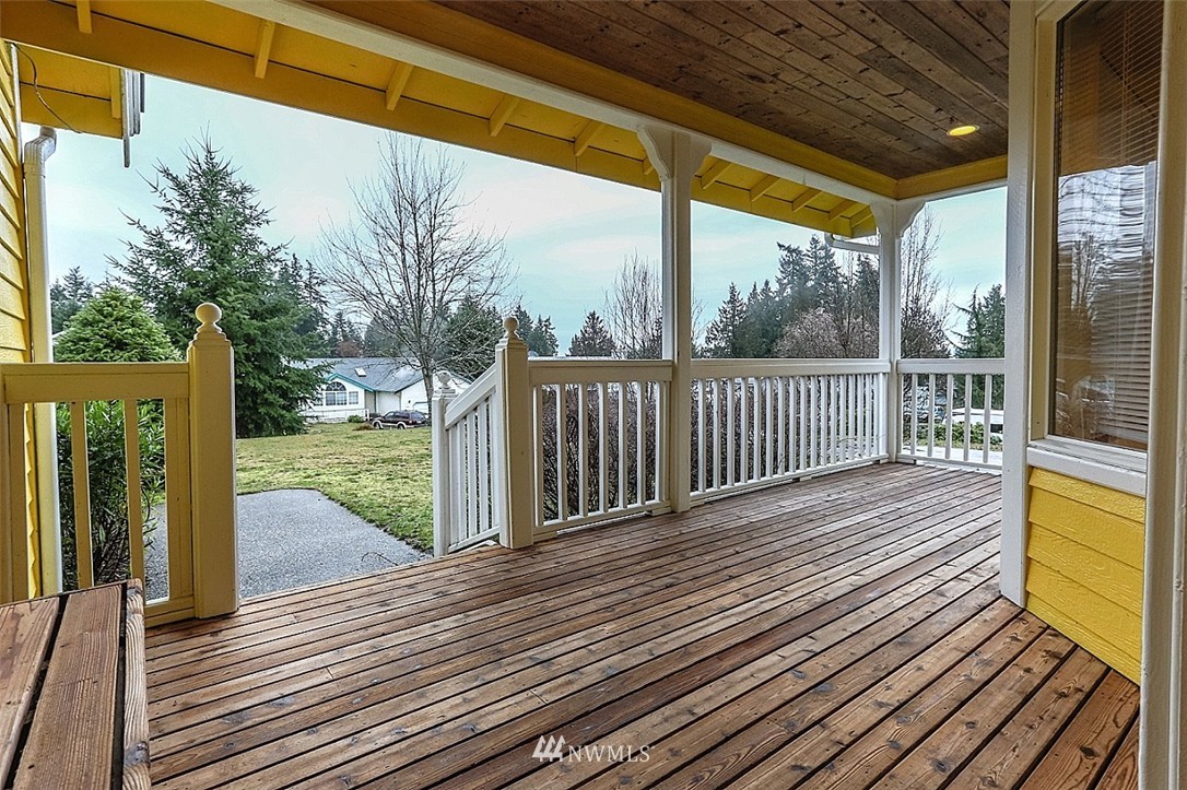 7318 East Collins Road Port Orchard, WA 98366 - Photo 23 of 24 Gallery Image 23