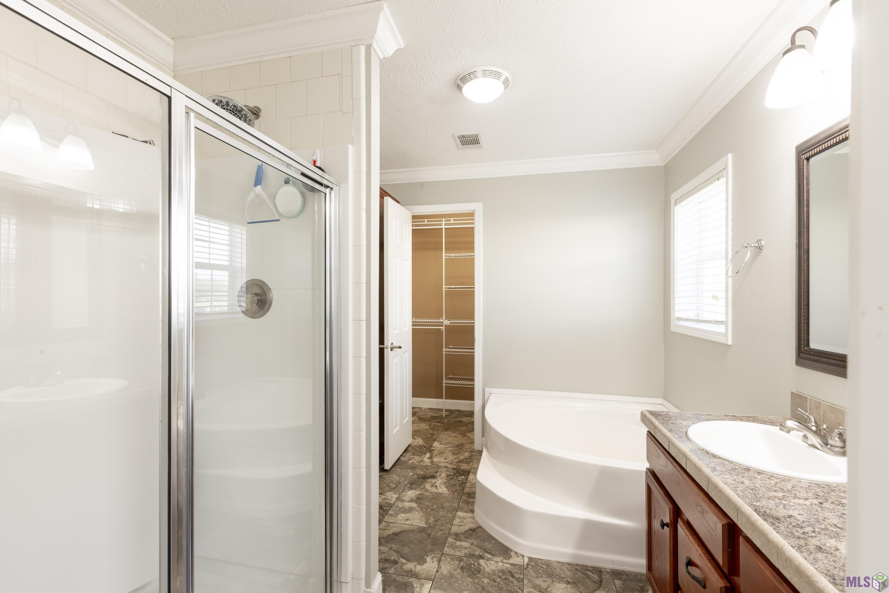 11418 Tannis Rd. St. Amant, LA 70774 - Photo 11 of 24