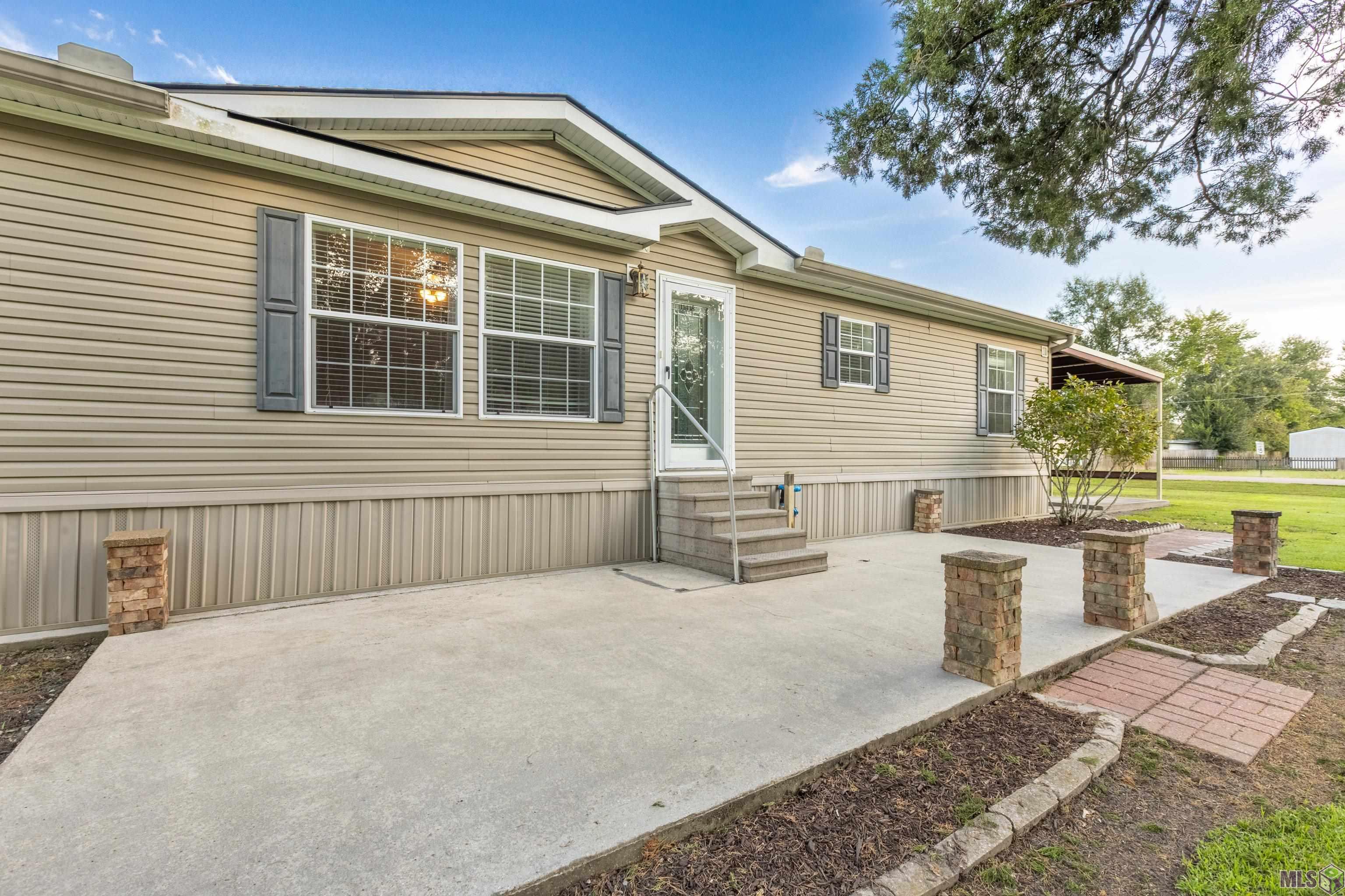 11418 Tannis Rd. St. Amant, LA 70774 - Photo 3 of 24