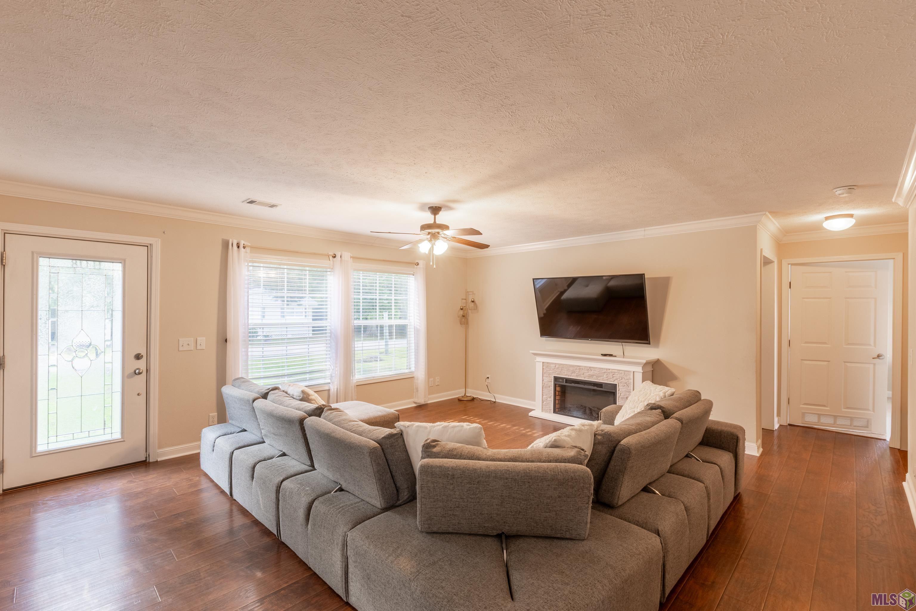 11418 Tannis Rd. St. Amant, LA 70774 - Photo 9 of 24