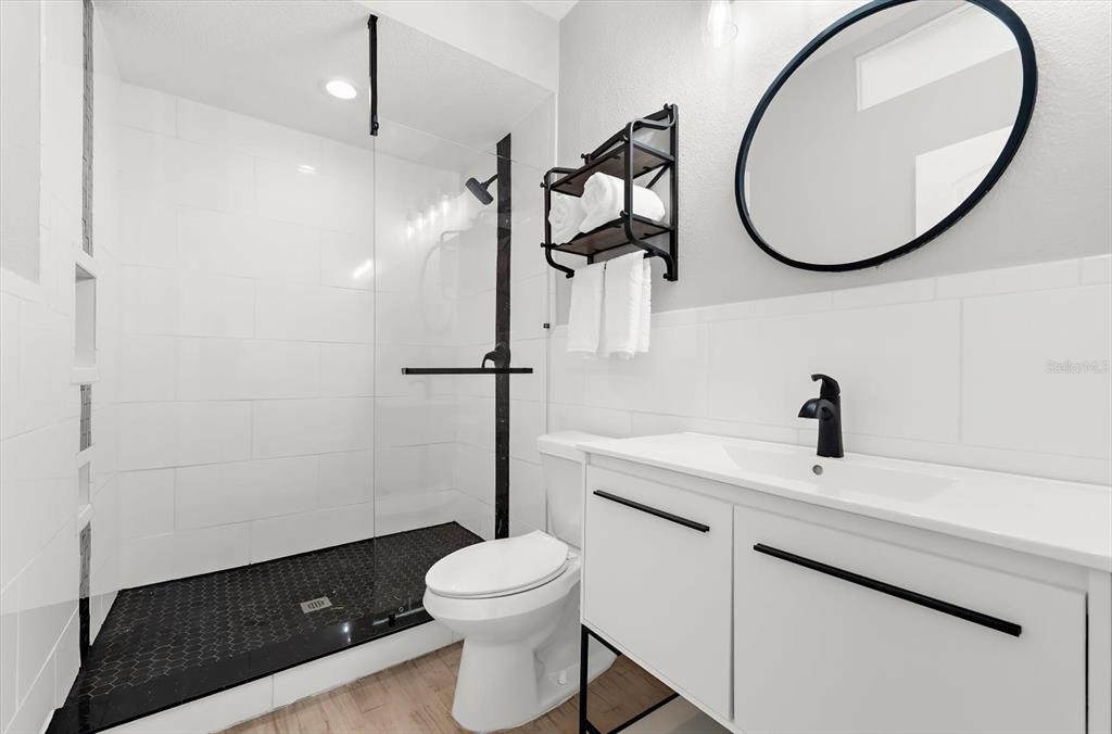 1600 New Point Comfort Road Englewood, FL 34223 - Photo 57 of 95