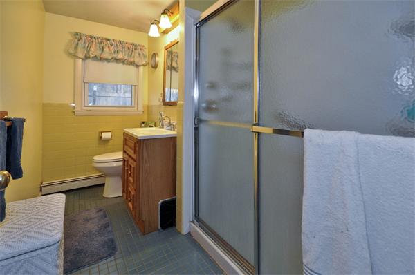 206 Temi Road Bellingham, MA 02019 - Photo 11 of 27 Gallery Image 11