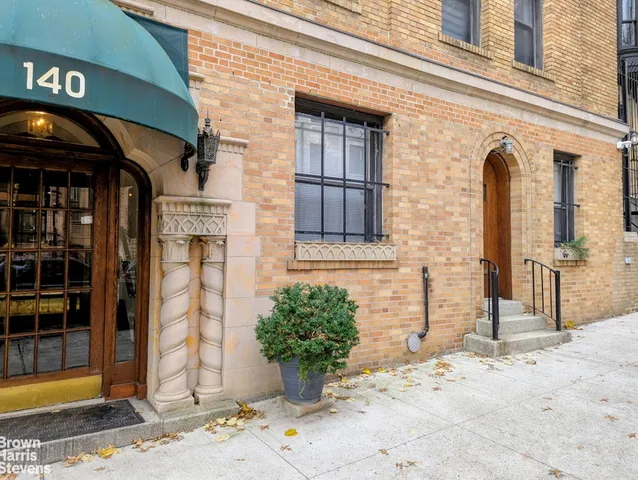 $299,000 | 140 East 95th Street, Unit 1E | Upper East Side