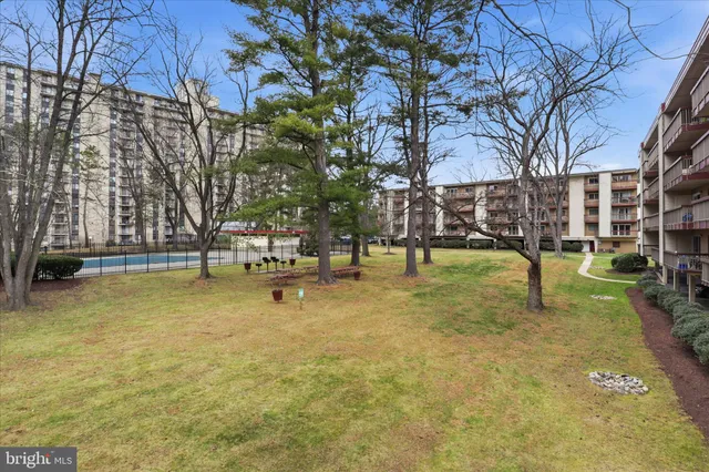 $264,500 | 10300 Westlake Drive, Unit 404, Bethesda, MD 20817