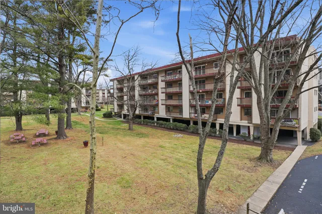 $264,500 | 10300 Westlake Drive, Unit 404, Bethesda, MD 20817