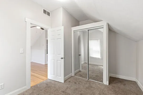 $1,800 | 1690 North Main Street, Unit 3, Fall River, MA 02720