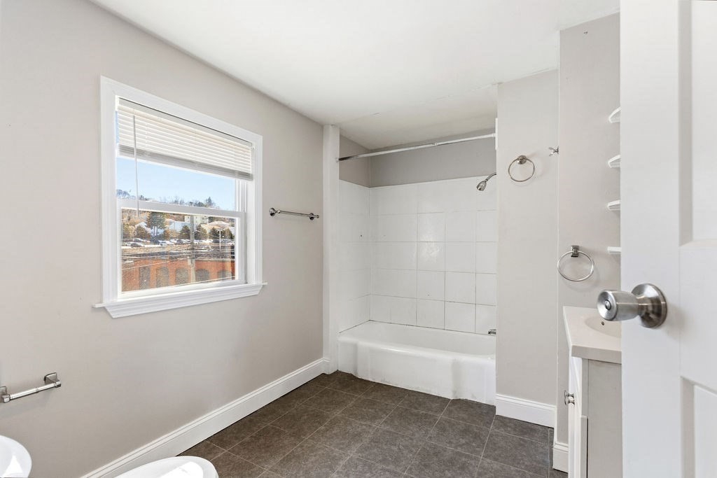 1690 North Main Street, Unit 3 Fall River, MA 02720 - Photo 6 of 18