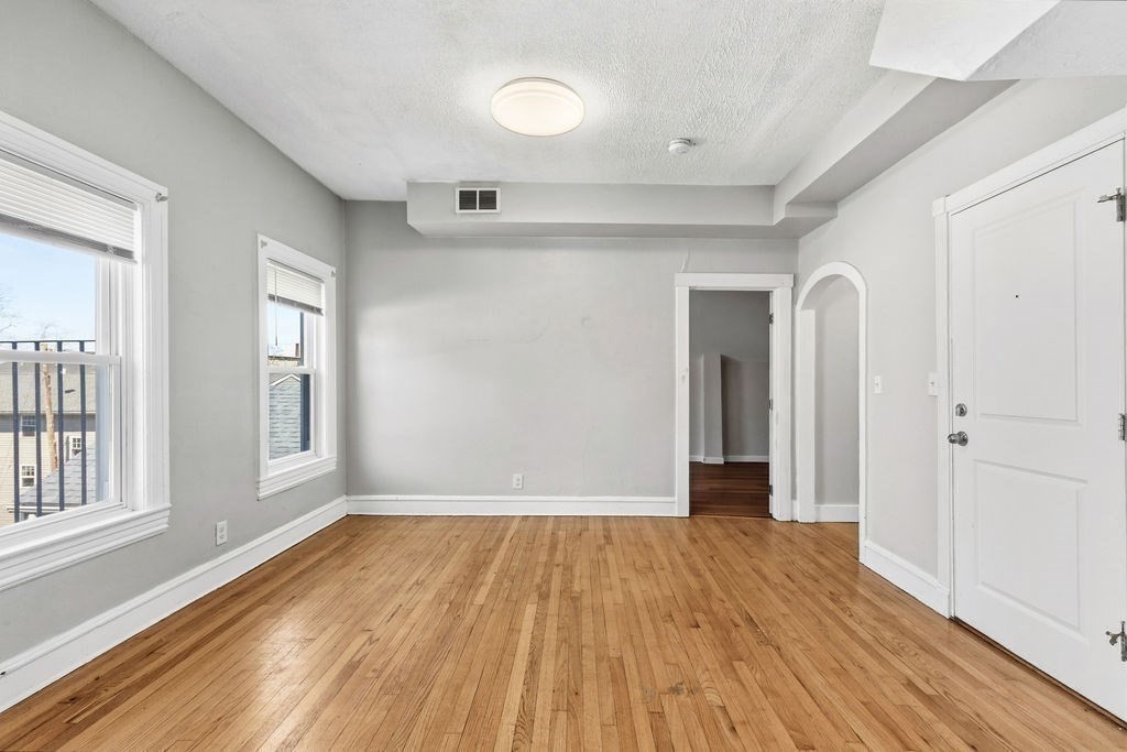 1690 North Main Street, Unit 3 Fall River, MA 02720 - Photo 8 of 18