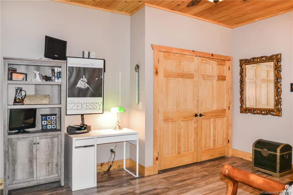 552 Grandview Loop Nebo, NC 28761 - Photo 22 of 48 Gallery Image 22