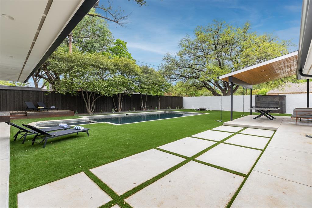 5239 Edmondson Avenue Dallas, TX 75209 - Photo 3 of 34