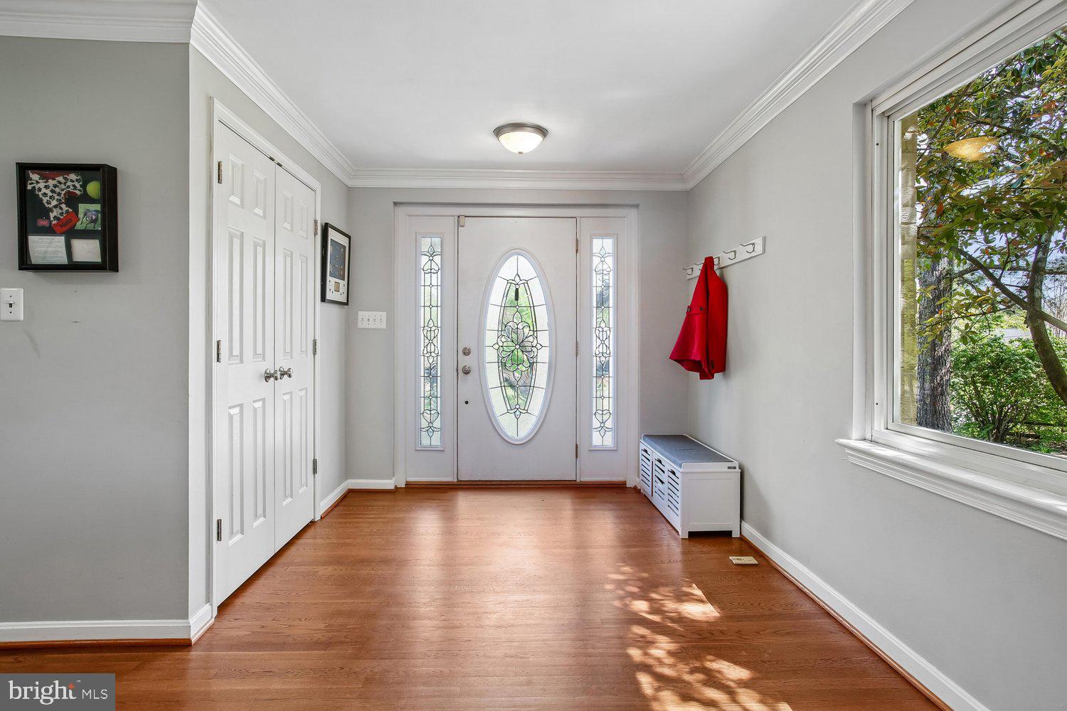 3409 Sharon Chapel Road Alexandria, VA 22310 - Photo 20 of 70 Entry