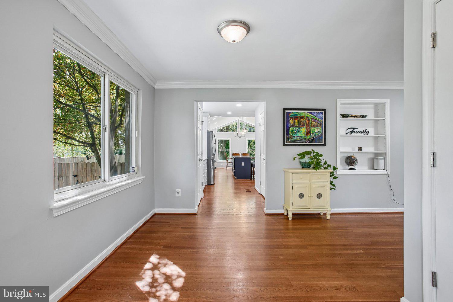 3409 Sharon Chapel Road Alexandria, VA 22310 - Photo 22 of 70 Foyer